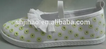 Ruffle dance hollow flower pattern shoes sweat girl canvas shoes