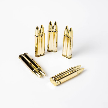 Isqueiro de jato duplo brilhante de estilo militar