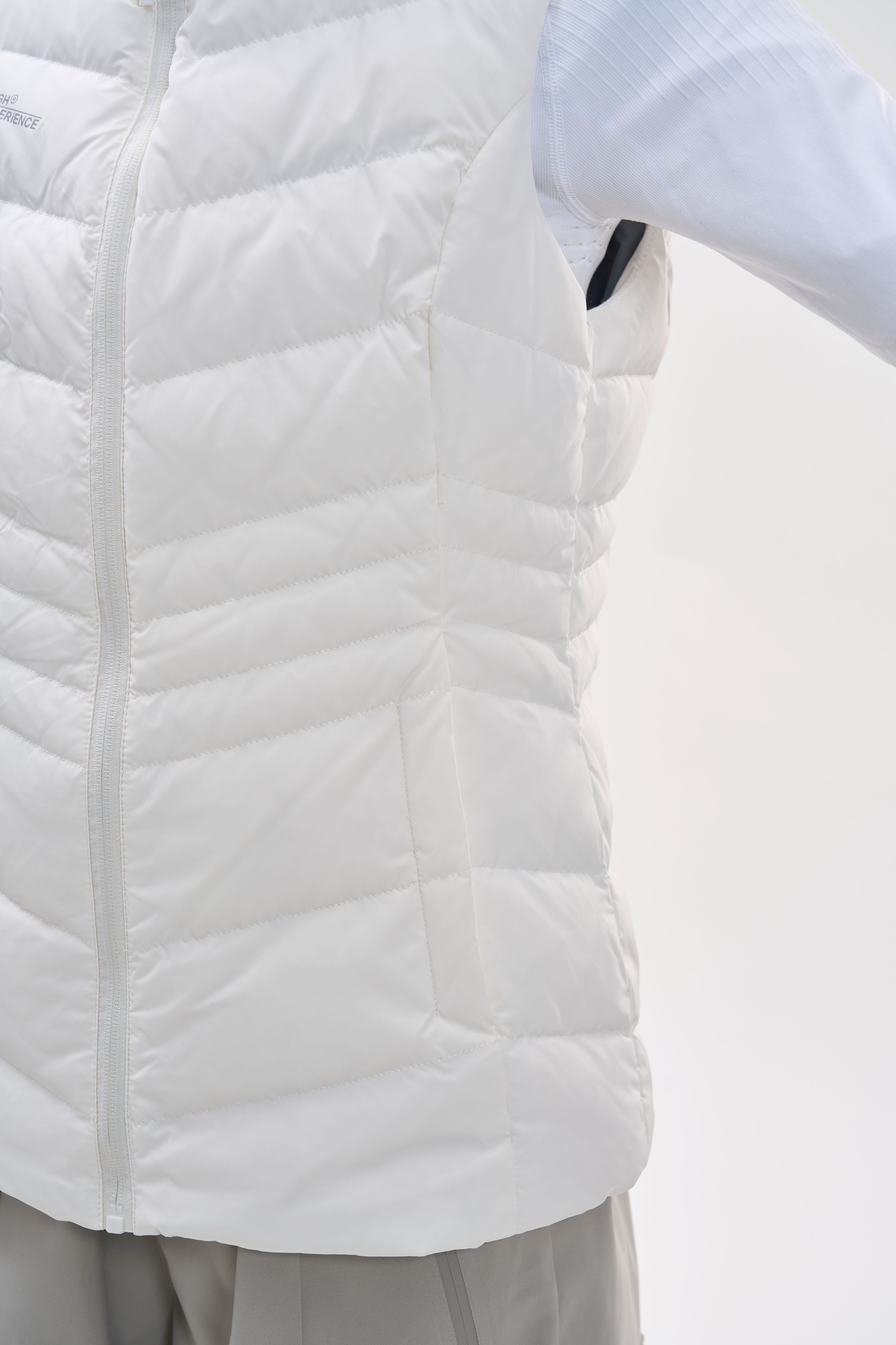 Fitted waistband for warmth