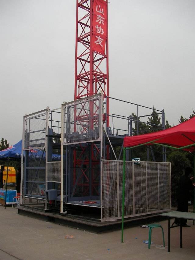 Ascenseur simple de matériaux de construction de câble métallique de cage
