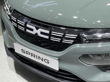 Exploring the Dacia Spring: A High-Speed Electric Car Experience