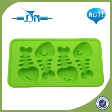 New design piggy head cake mold with great price