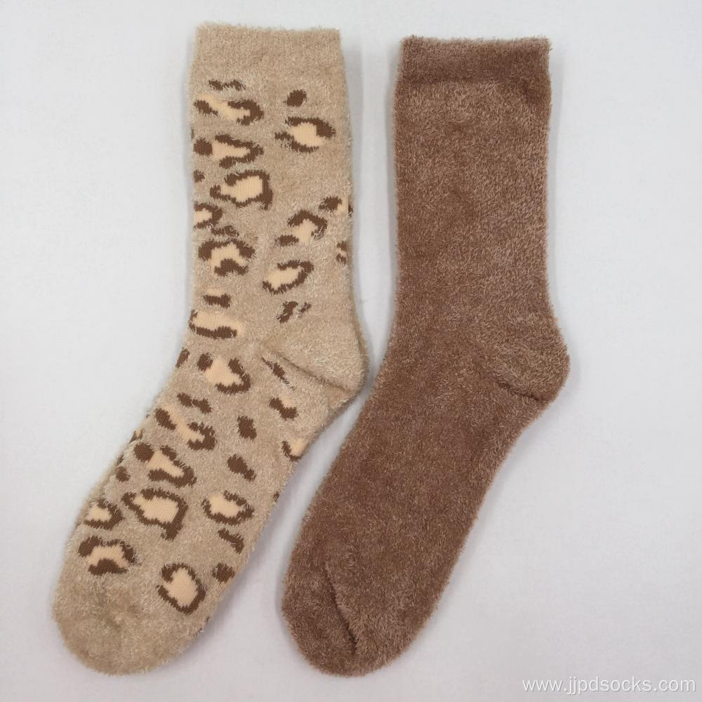 Leopard feather yarn cosy socks