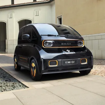 Adult Driving High-Quality 4-Wheel Electric Car Wuling Baojun Kiwi EV 2023 New Energy Car