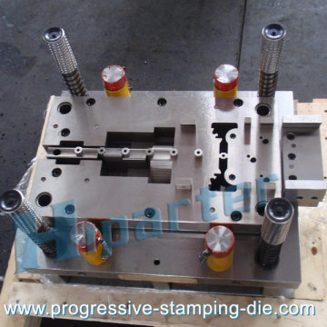 Sheet metal stamping mould for automotive parts