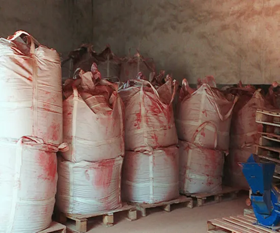 Iron oxide red 101 for paint