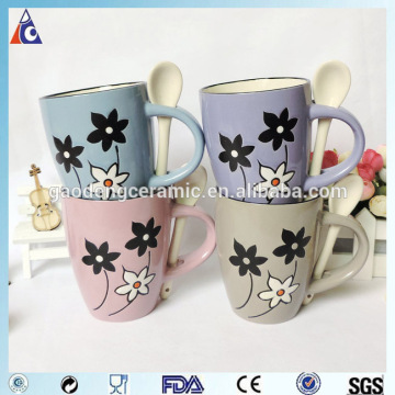 Glazed drum shape coffee mug with spoon