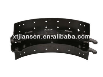 Brake shoe for truck