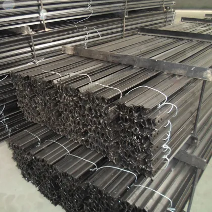 China Supplier Black 2kg/m Steel Fence Post Y Picket