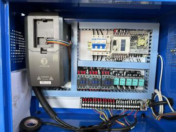 Yiping automatic bridge cover forming machine (with reinforcement)