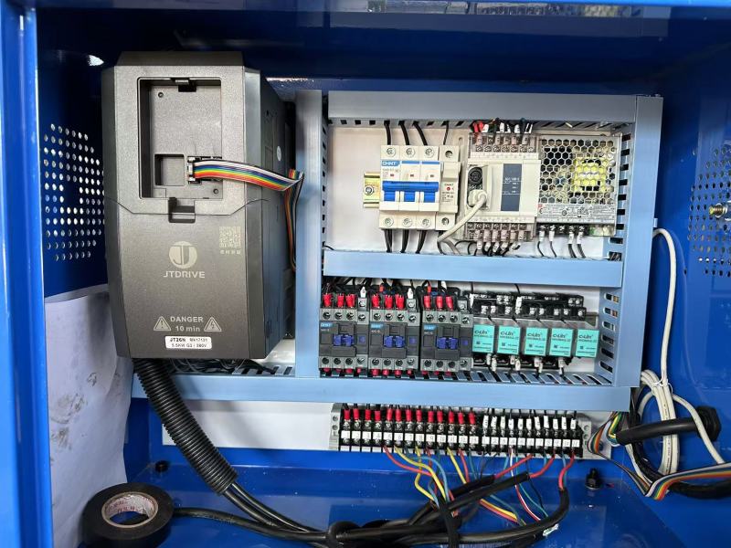 Yiping automatic bridge cover forming machine (with reinforcement)