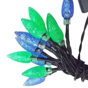 RGB C6/C7/C9 LED Christmas Strawberry String Lights with 220V Voltage