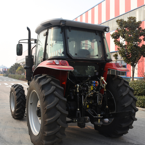 tracteur spécial conçu avec un poids léger