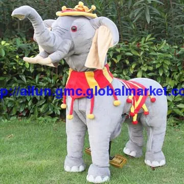U & Me Crowned Elephant King soft toy, Minnie mouse ride on toy