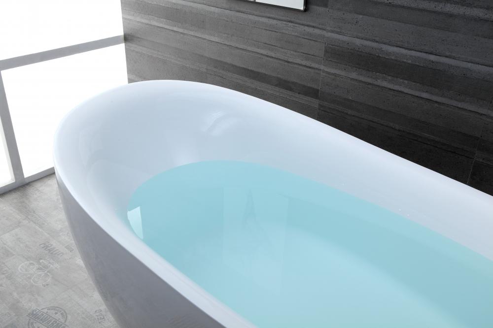 Bathtub610