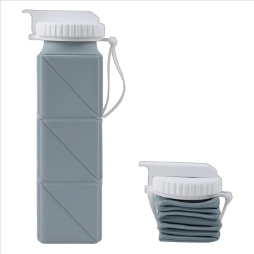 Custom BPA-Free Collapsible Water Bottle for Camping and Travel, 620ML, Silicone