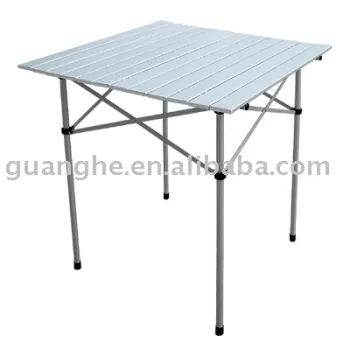Folding table