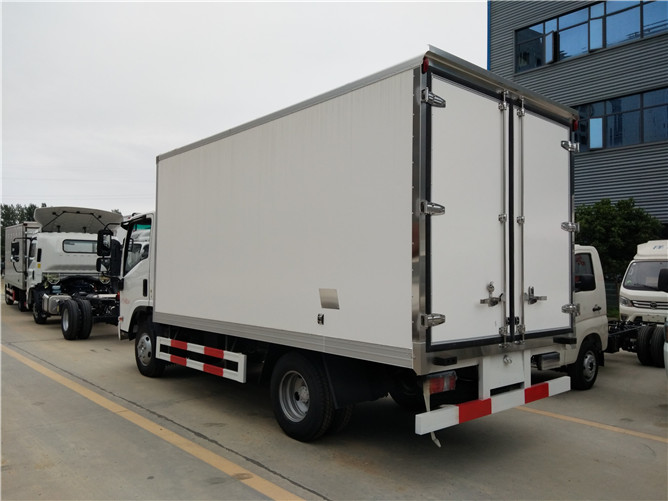 4 2m Frozen Refrigerator Trucks Jpg