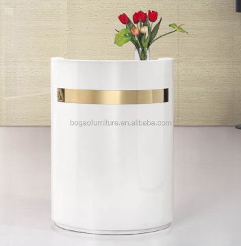 Okrągły stół recepcyjny Gold Line