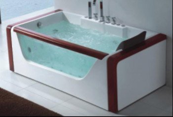 soaking bathtub