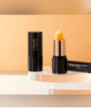 Barra de labios de zanahoria saludable