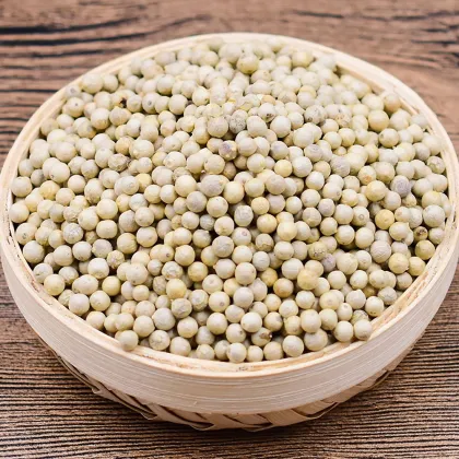 Vanillin spice white pepper white pepper whole