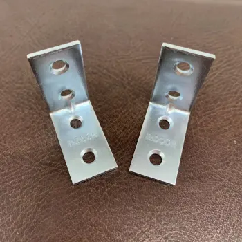 Search Engine: Ningbo Factory Supplying Small Metal Furniture Angle Brackets