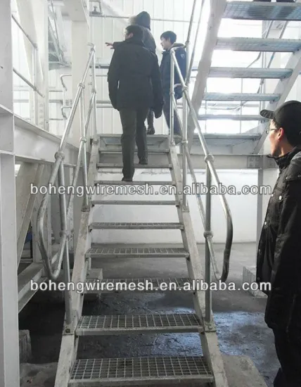 2013 hot selling STEEL STAIR TREADS