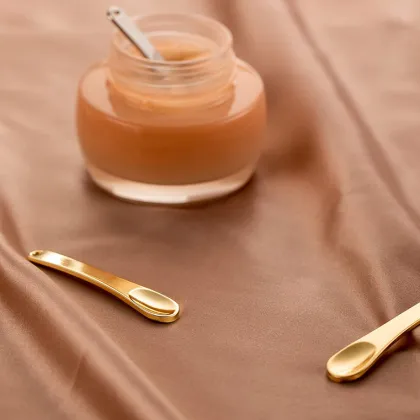 Mini Mask facial Reusable Scoop