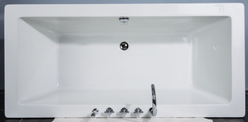 High Class of Freestanding Acrylic Bathtub