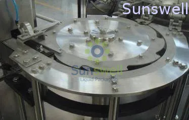 Industrial Mineral Water Filling Machines 3 In 1 With Rinsing Capping