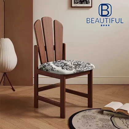 Rubber Wood Peacock Chair