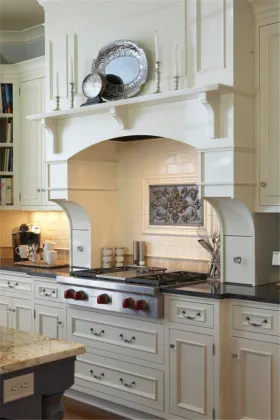 Warm white shaker solid wood cupboard