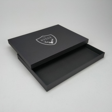 Emballage de boîte à cadeau noire personnalisé pour les narrades