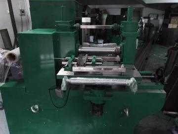 Máquina cortadora de aleación de aluminio de tamaño mediano