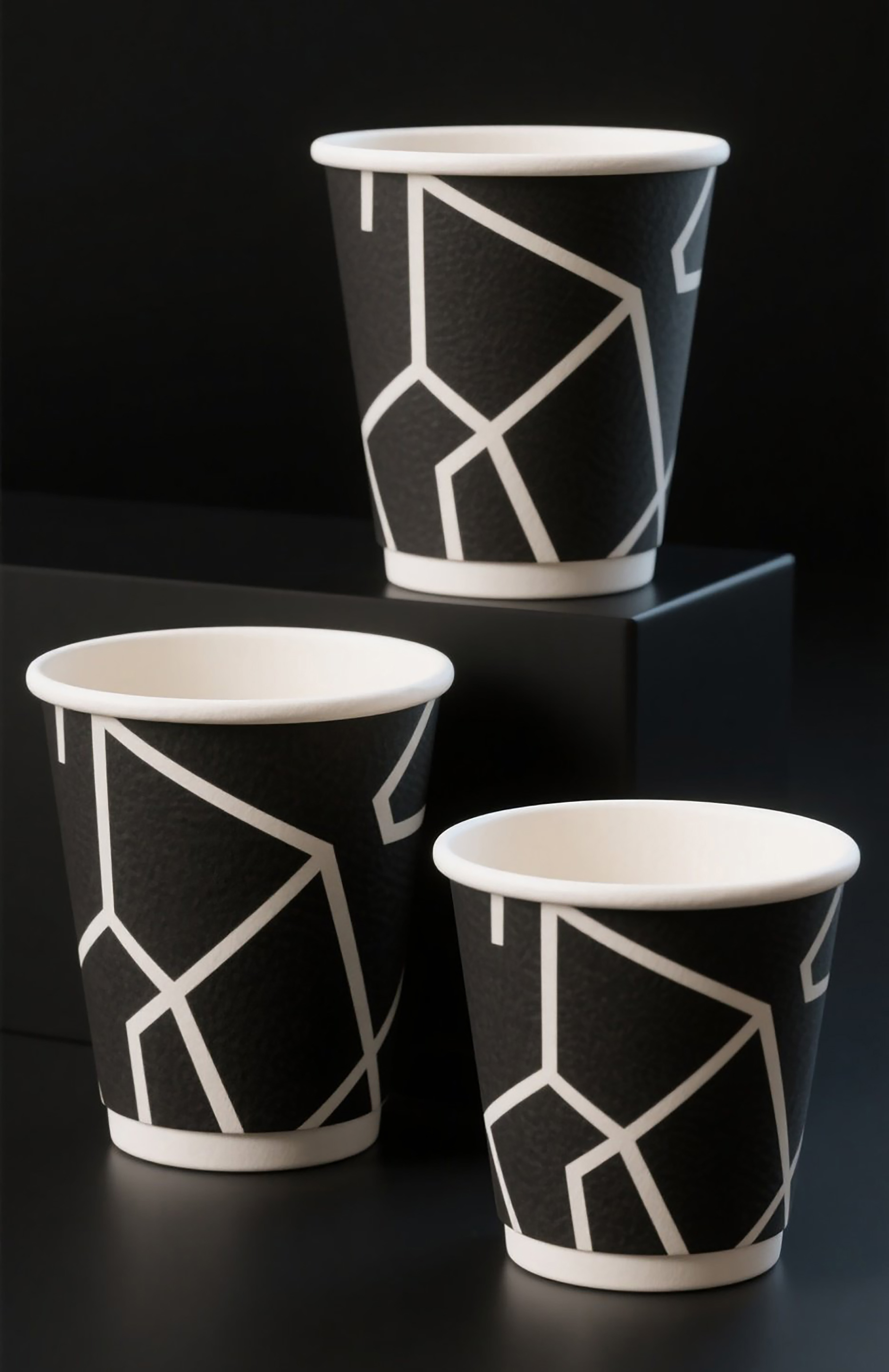 Paper cup for hot drinks