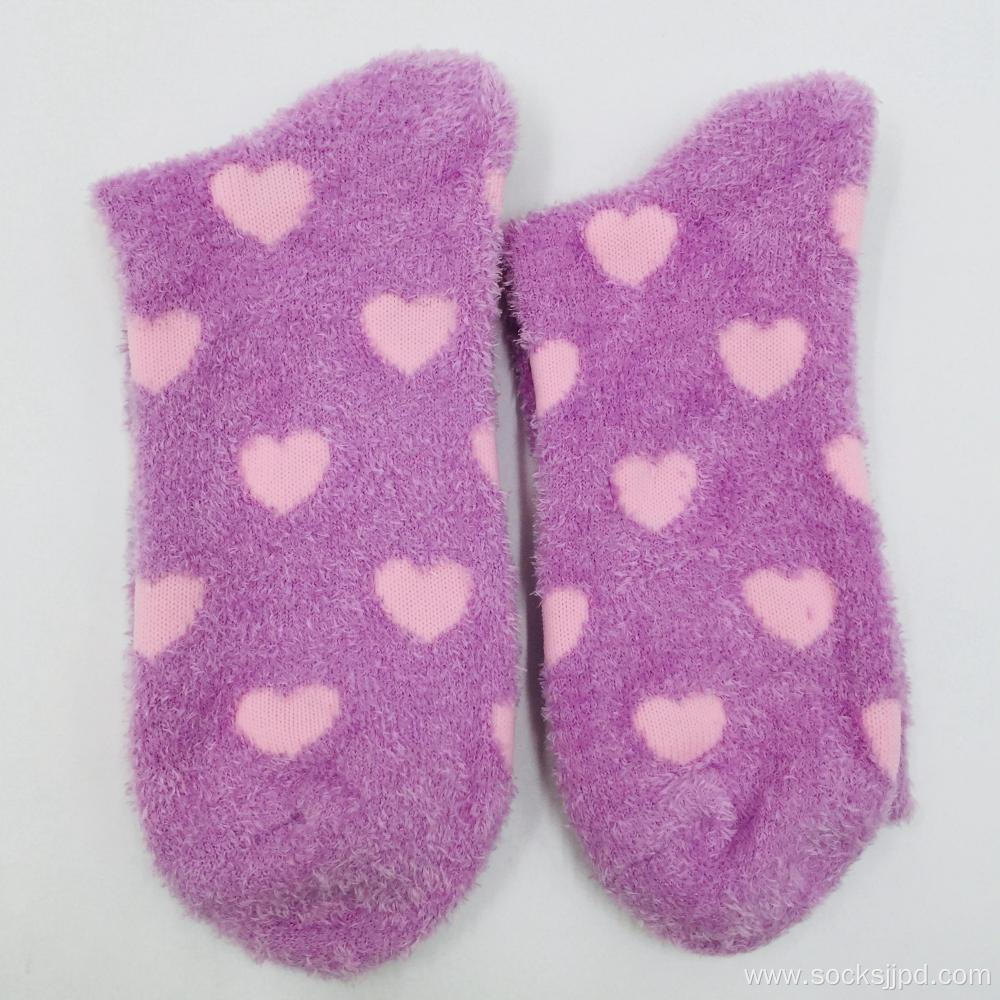 Feather yarn purple heat socks