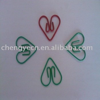 corlored paper clips
