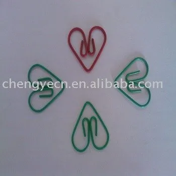 corlored paper clips