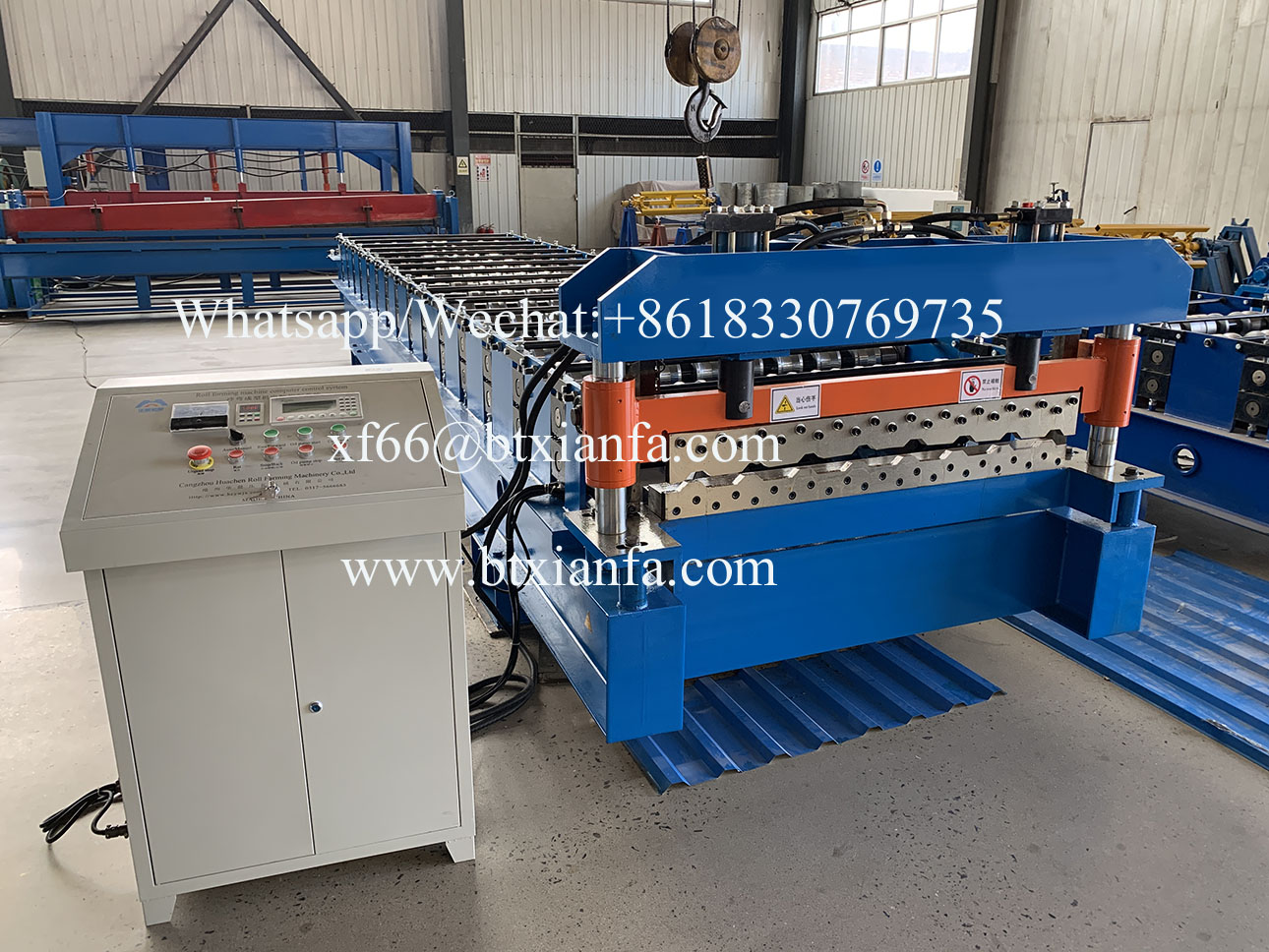 M Panel forming machine