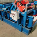 Drilling fluid shaker for petroleum solid control system