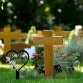 Palo da giardino artistico in metallo con iscrizione personalizzata