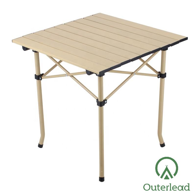 Bonne petite table de camping léger