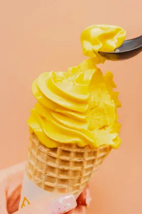 Durian ice cream crunchy cone