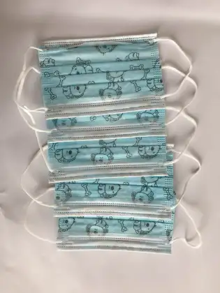 Skin whitening facial mask childern with blue