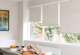 Non valance roller blinds