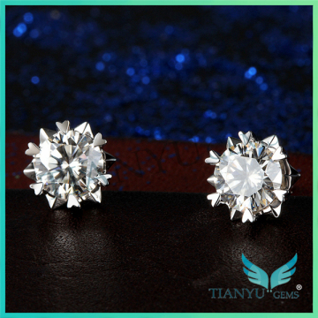 New Style Fashion Earrings Super White Moissanite Diamond Earrings Sapphire Earring