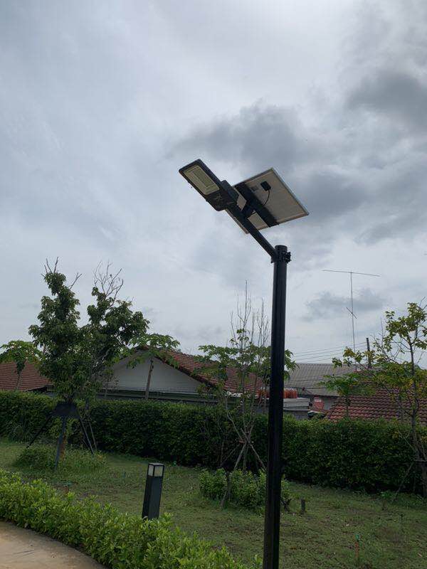 solar powered street lights