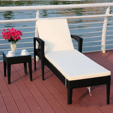 Hot Selling beach sun lounger outdoor rattan poolside lounge chair sun loungers