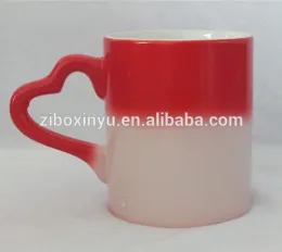 ZIBO XINYU XY-885 11oz Magic Red Mug with Heart Handle